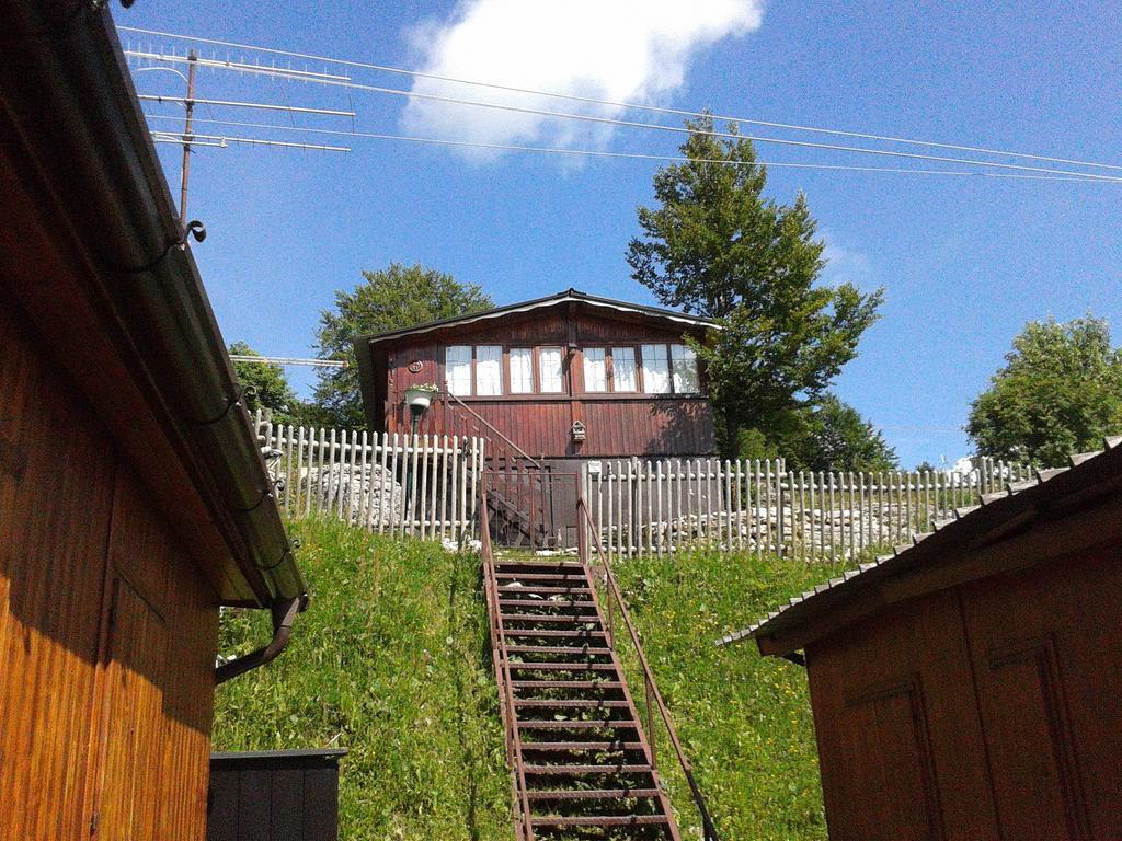 Campeggio Branchetto Hotel Bosco Chiesanuova Eksteriør billede
