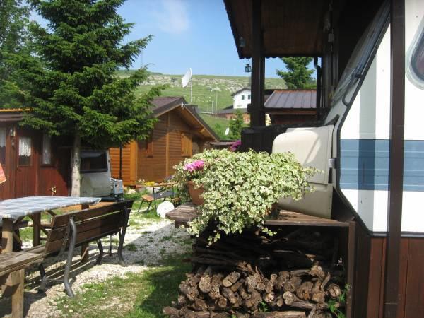 Campeggio Branchetto Hotel Bosco Chiesanuova Eksteriør billede